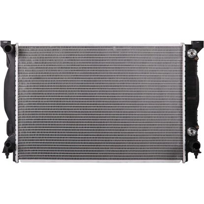 صورة بديل المبرد لسيارات أودي A4 موديلات 02-08 وA6 V6 سعة 3.0 لتر و3.2 لتر موديلات 02-06 AU3010130 جديد