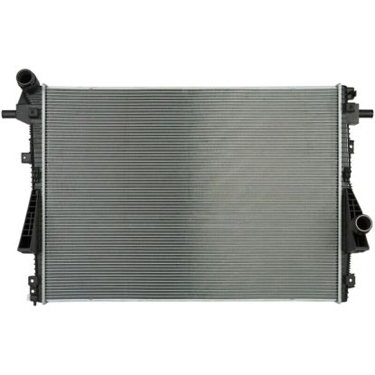 صورة مشعاع لفورد F250 F350 F450 F550 Superduty V8 6.7L ديزل فقط 2011-2016